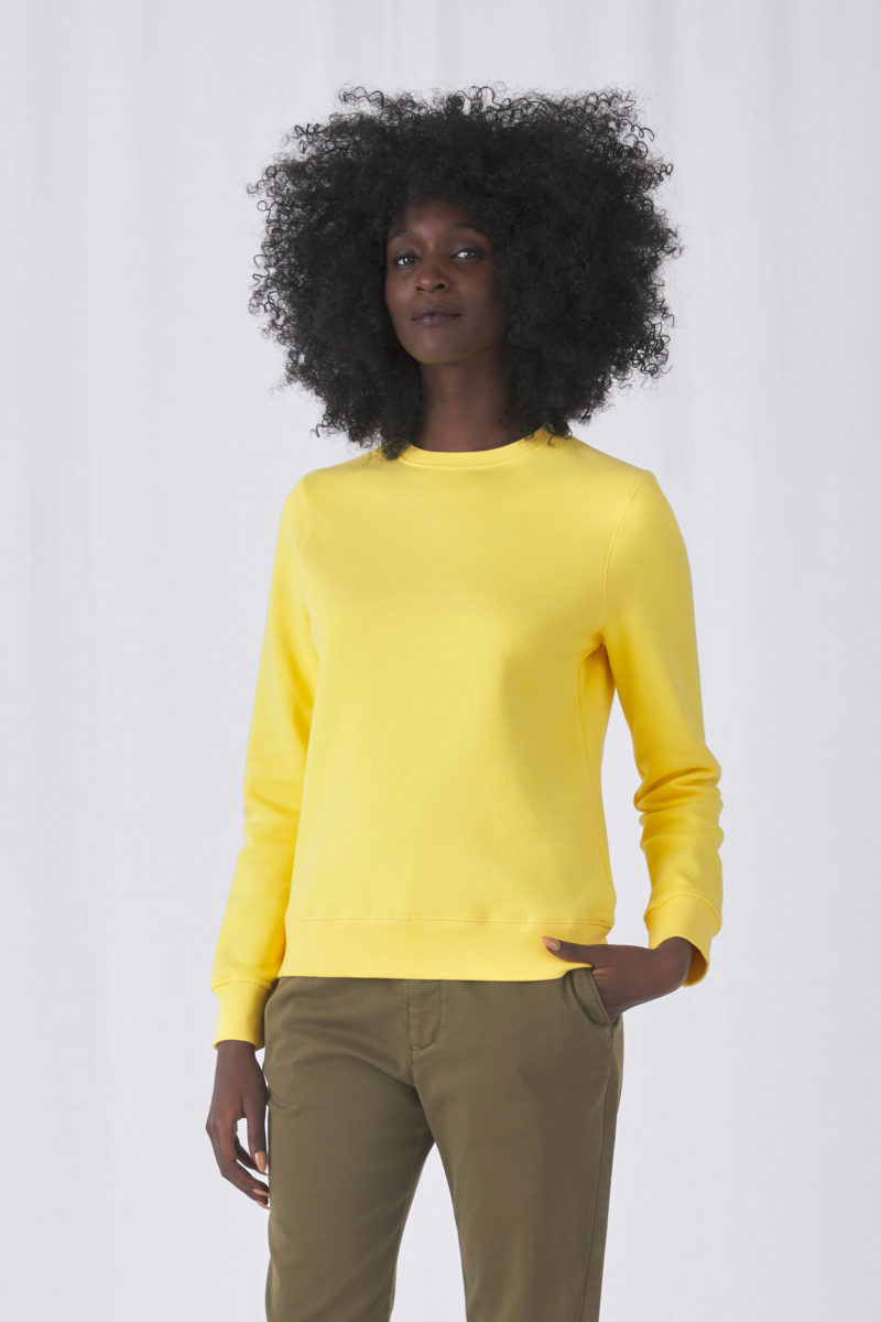 I_WW01Q_Queen-crew-neck_women_yellow-fizz_01_crop