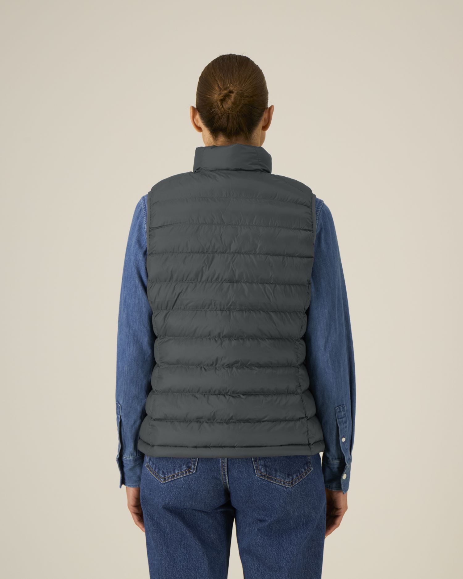 Stella Climber 2.0 STJW190 Anthracite Studio Back Main 5 Stella Climber 2.0 STJW190 Anthracite Studio Back Main 5