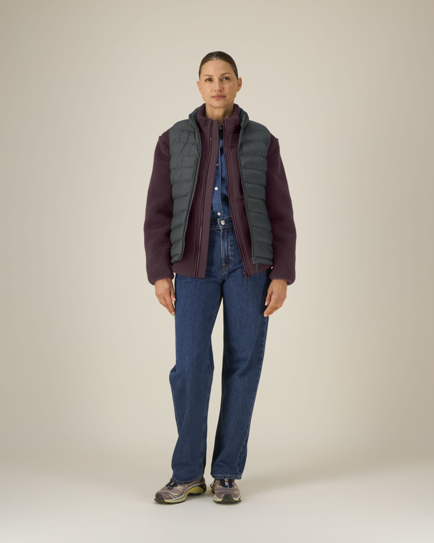 Stella Climber 2.0 STJW190 Anthracite Studio Front Main 5 Stella Climber 2.0 STJW190 Anthracite Studio Front Main 5